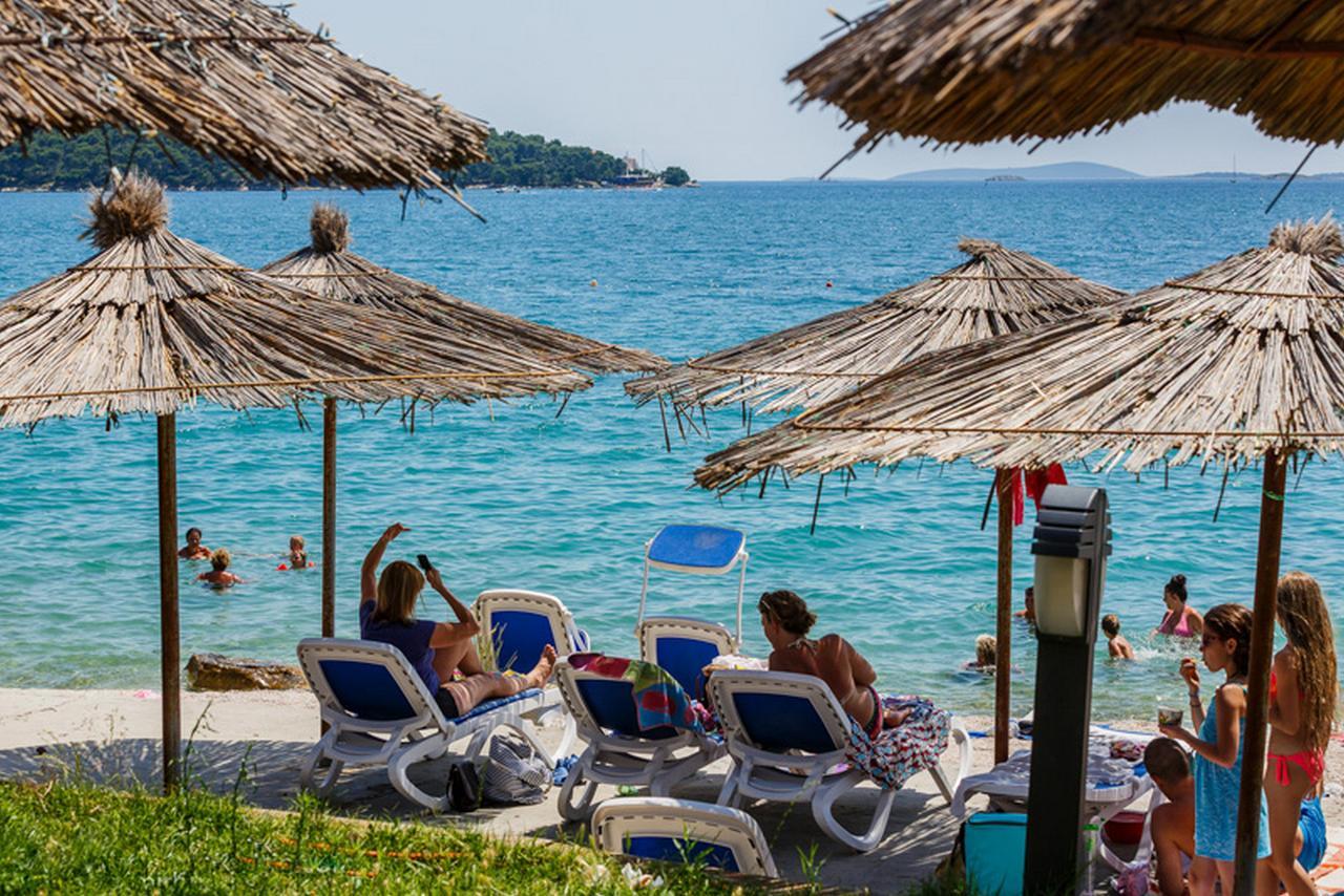 Apartments Barisic Hrvatskih Zrtava 404 Seget Vranjica Trogir Exterior photo